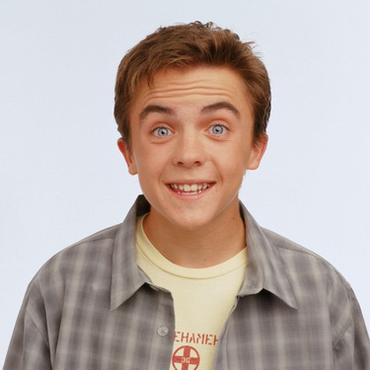 Frankie Muniz nổi tiếng năm 15 tuổi với vai diễn Malcolm trong phim truyền hình nhiều tập Malcolm in the Middle (2000-2006).