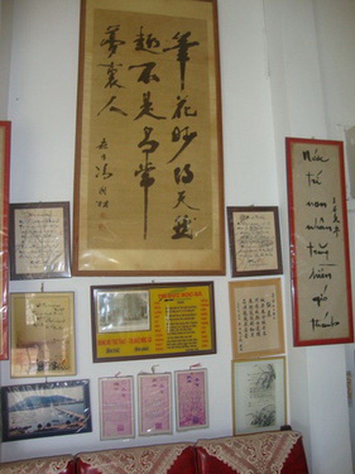 Bút tích thư pháp của Đông Hồ.