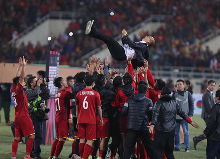 HLV người Hàn Quốc có công rất lớn với chức vô địch AFF Suzuki Cup 2018 của Đội tuyển Việt Nam.