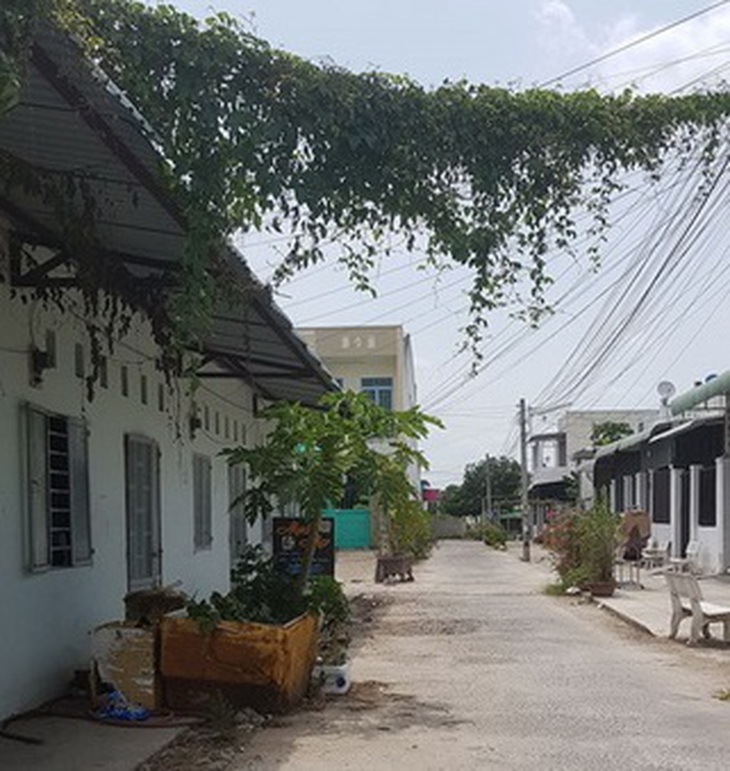Khu dân cư tự phát có phần trách nhiệm của cơ quan chức năng.