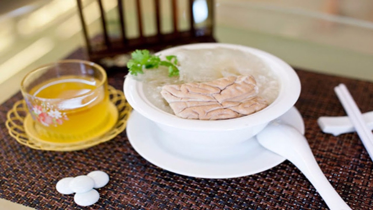 Ăn óc lợn giúp trẻ thông minh?