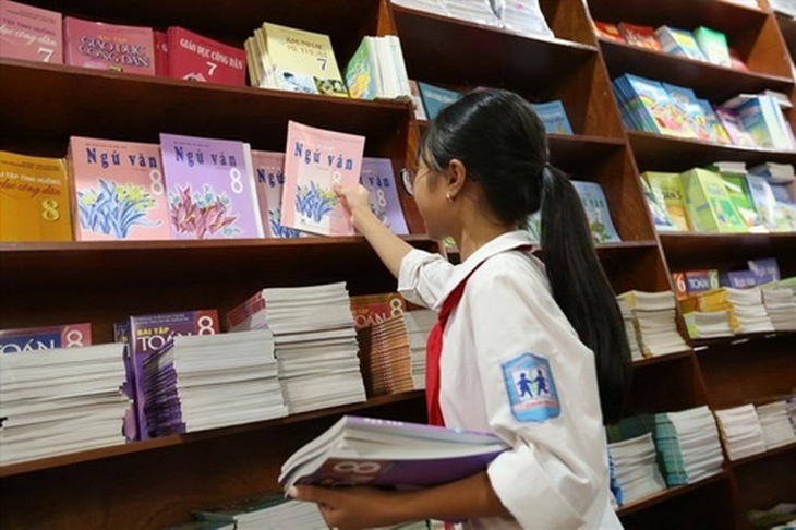 Năm học 2019 - 2020 sẽ không tăng giá SGK.