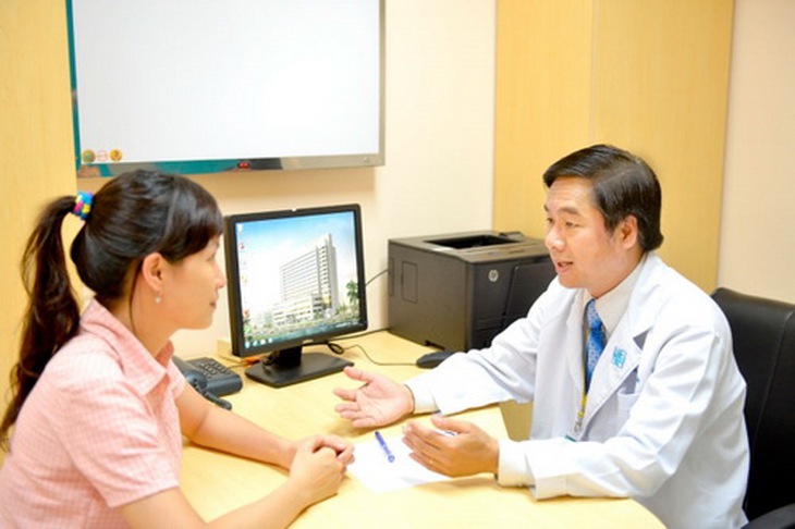 Nên tư vấn bác sĩ khi dùng các biện pháp điều trị lo âu.