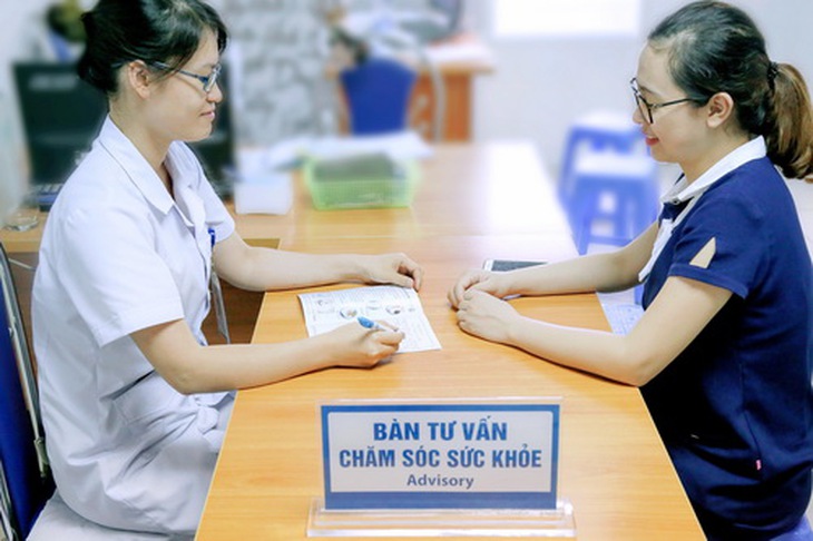 Trong quá trình mang thai cần khám và được tư vấn đầy đủ .