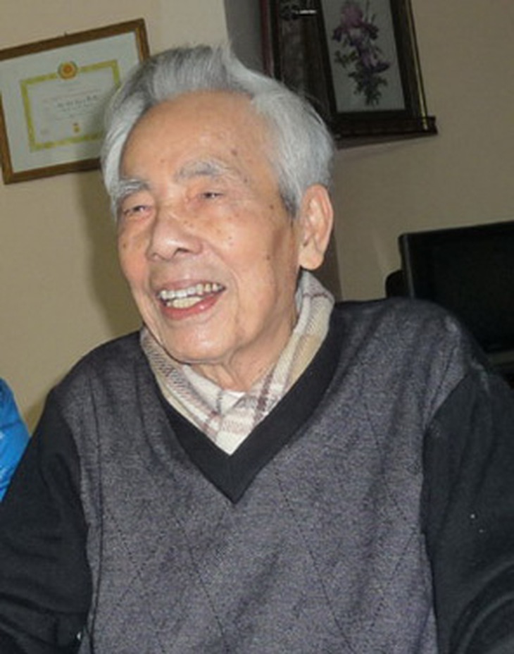 Nhà văn, nhà viết kịch Học Phi.