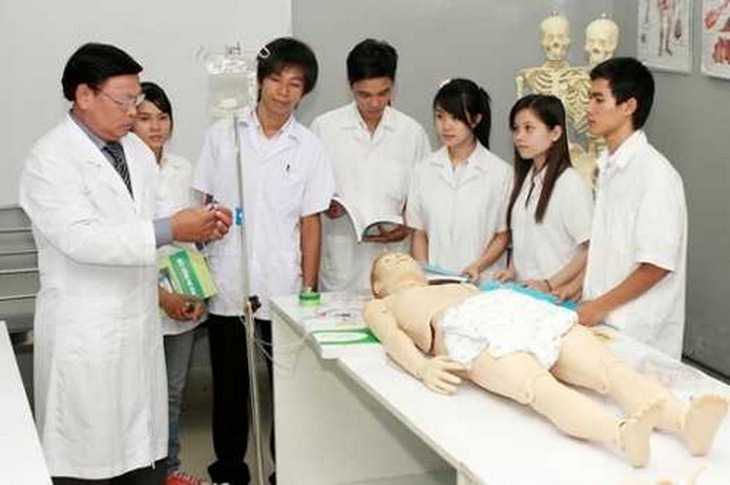 Cần có định hướng đúng đắn ngay từ khi bạn bắt đầu trở thành sinh viên trường y.