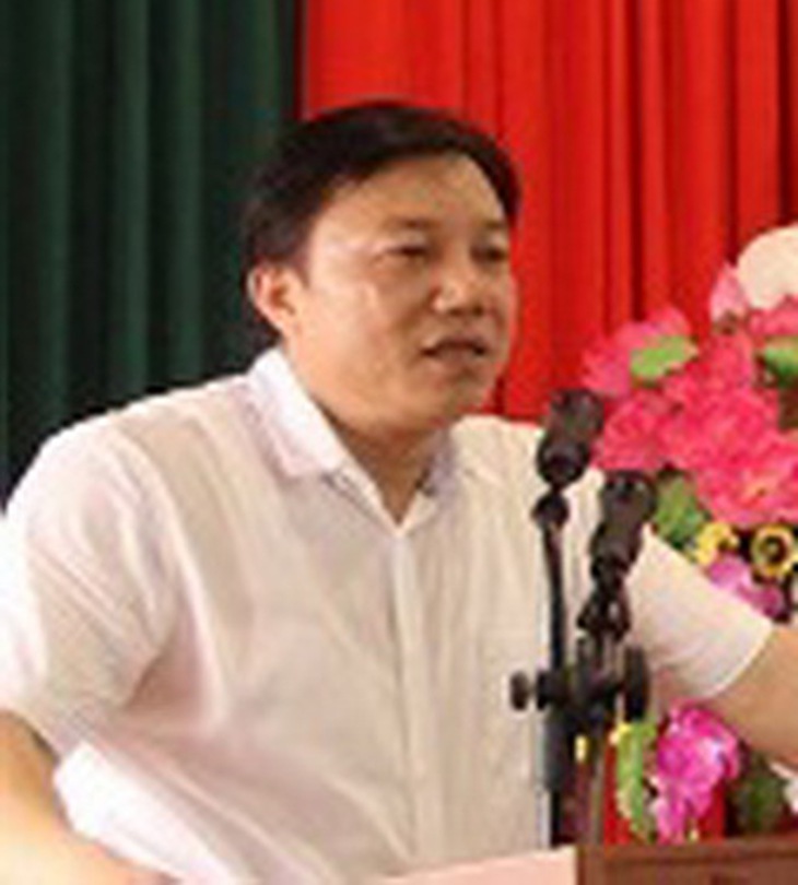 TS. Nguyễn Huy Ngọc.