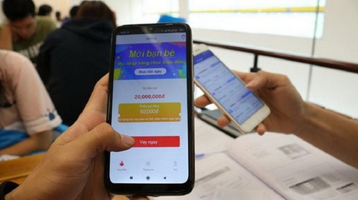 Bộ Công an cảnh báo vay tiền trực tuyến có lãi suất “cắt cổ”. Ảnh minh họa