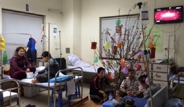 Tết làm cho cả thầy thuốc và bệnh nhân cảm thấy phấn chấn hơn.