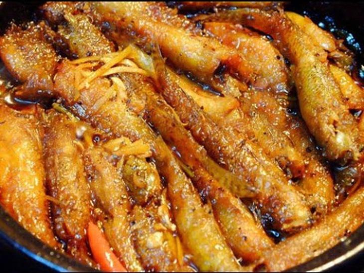 Cá bống kho tiêu gừng rất tốt cho người cao tuổi, trẻ em, phụ nữ có thai hoặc sau sinh, người ăn kém, chậm tiêu, tiêu chảy, kiết lỵ.