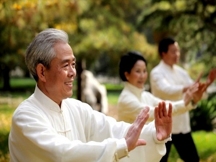 Tập luyện khí công giúp hạn chế di chứng đột quỵ.