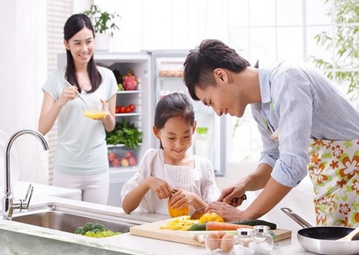 Cuối tuần, hãy dành thời gian chế biến những món ăn yêu thích cho cả gia đình.