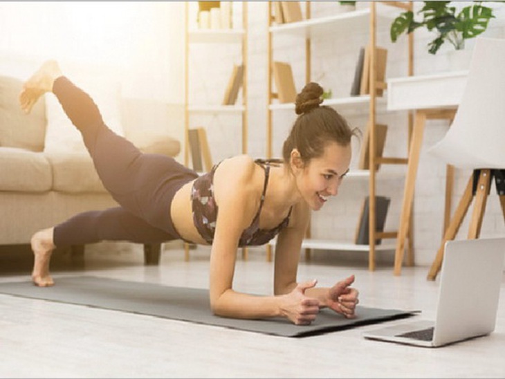 Tập luyện tại nhà đều đặn để nâng cao sức đề kháng, phòng dịch bệnh.