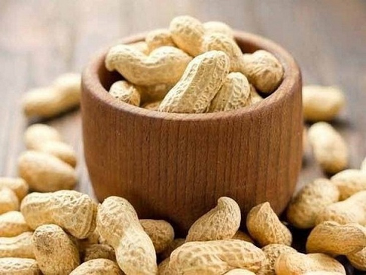 Lạc chứa nhiều lexinthin và phospholipid còn có tác dụng kéo dài tuổi thọ của các tế bào thần kinh và phòng tránh ngưng kết tố tiểu cầu.