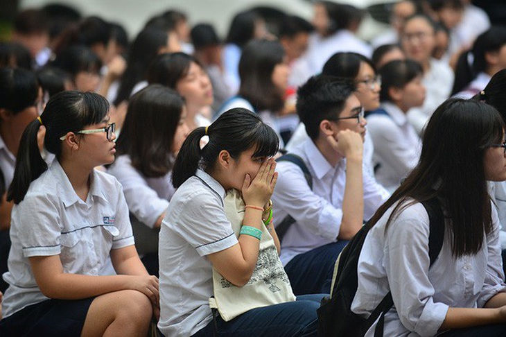 Bộ trưởng Bộ Giáo dục&Đào tạo: Không dồn ép học sinh học và kiểm tra quá căng thẳng