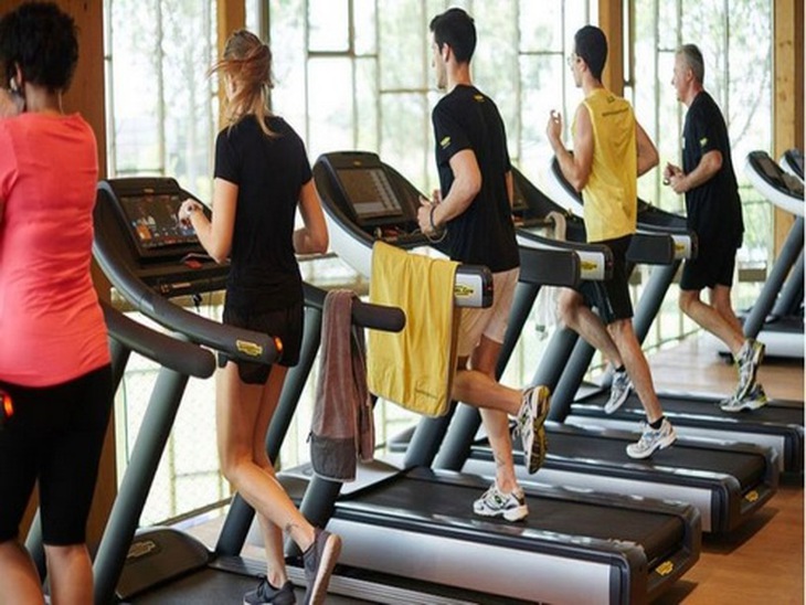 Việc tập luyện thường xuyên giúp duy trì thể lực tốt.