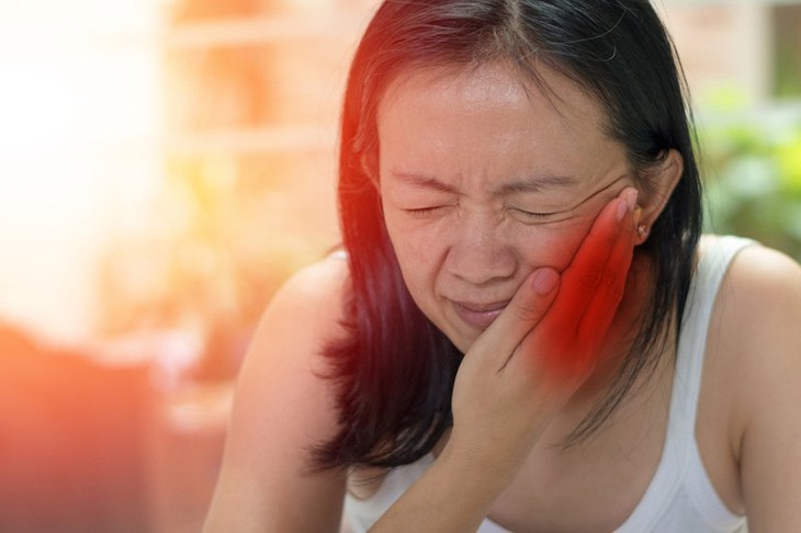 Nữ giới mắc quai bị có gây vô sinh?