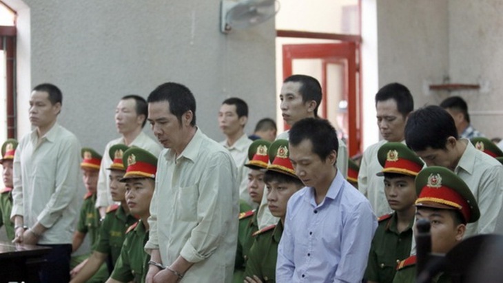 Các bị cáo tại phiên xét xử phúc thẩm.
