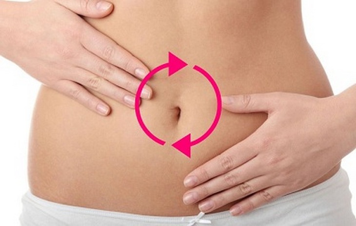 Xoa bóp theo chiều kim đồng hồ giúp giảm mỡ bụng.