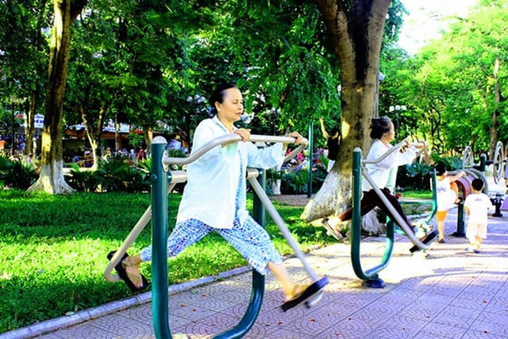 Nên tăng cường tập luyện để phòng ngừa bệnh tim mạch.