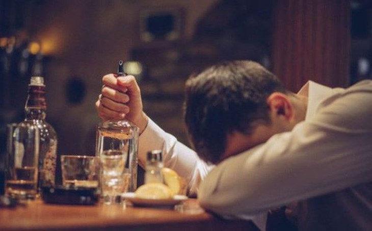 điện thoại thông minh giúp cảnh báo say rượu