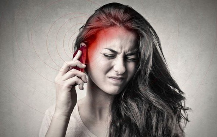 Nguy cơ ung thư tuyến giáp gia tăng do ảnh hưởng của bức xạ từ điện thoại di động