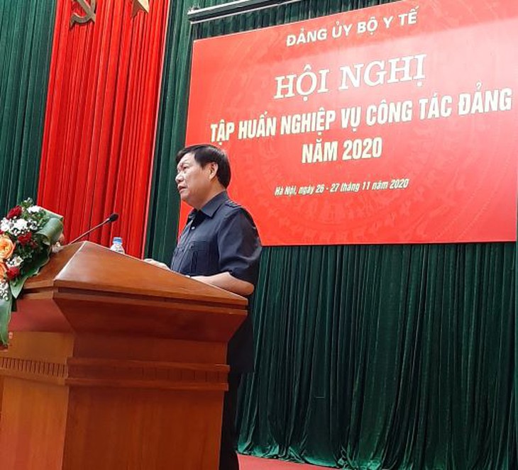 Đ/c Đỗ Xuân Tuyên, Ủy viên Ban Cán sự Đảng, Bí thư Đảng ủy Bộ, Thứ trưởng Bộ Y tế phát biểu khai mạc Hội nghị