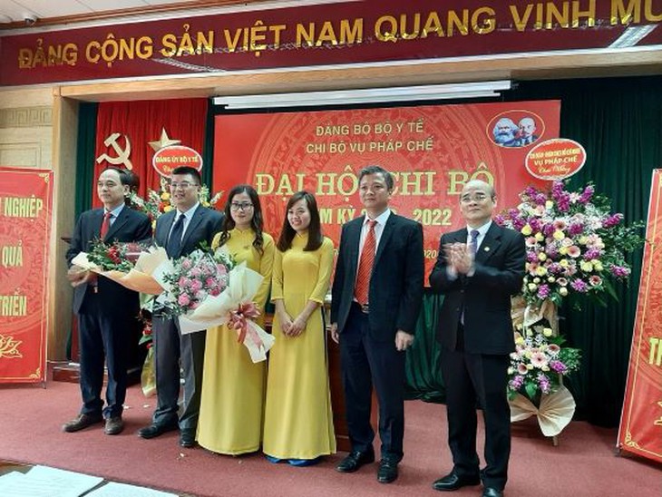 Đại hội chi bộ Vụ Pháp chế đã bầu chọn được các đại biểu xứng đáng vào Ban Chấp hành khóa mới nhiệm kỳ 2020 - 2022
