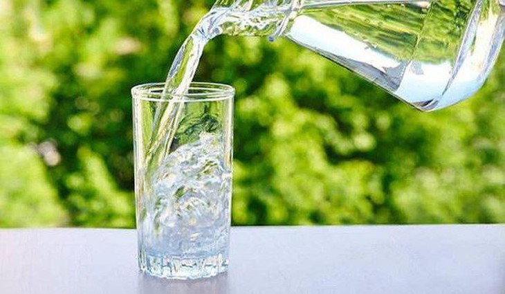 Nước