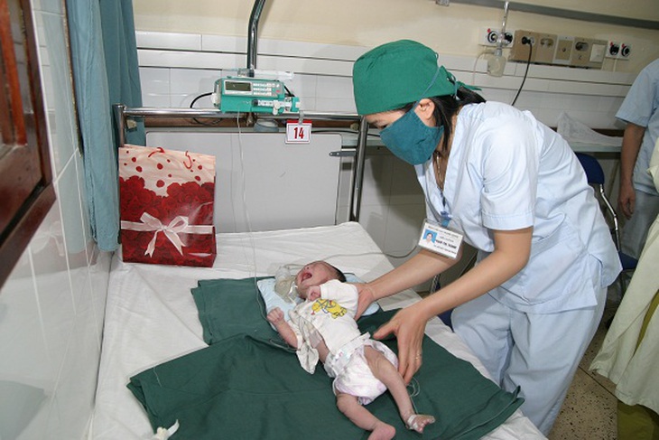 Ăn vải gây viêm não là thông tin nhảm nhí