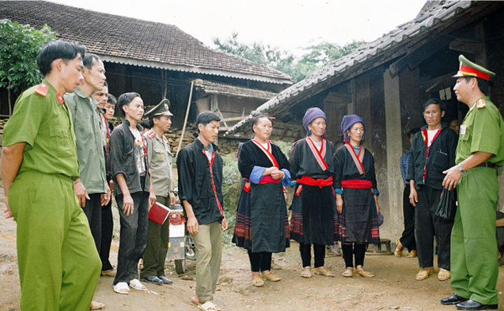 mua ban nguoi