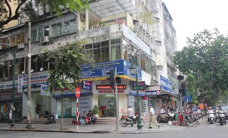 Phòng khám tràn lan “ăn ké” bệnh viện