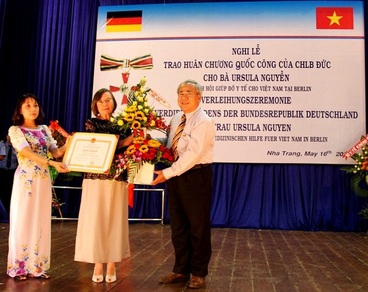 Bà tây hết lòng với ngành y tế Việt Nam
