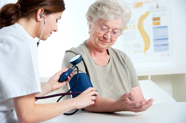 Hạ huyết áp tâm thu về 120mmHg