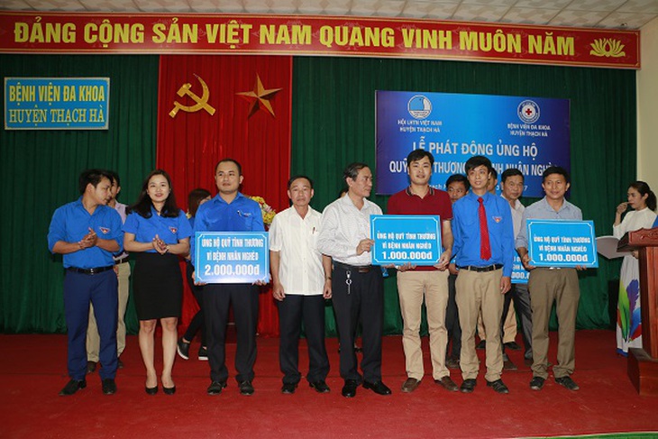 Phát động ủng hộ quỹ tình thương vì bệnh nhân nghèo