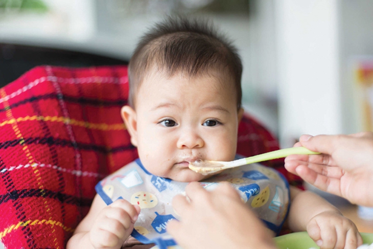 5 sai lầm bà mẹ thường gặp khi nuôi con