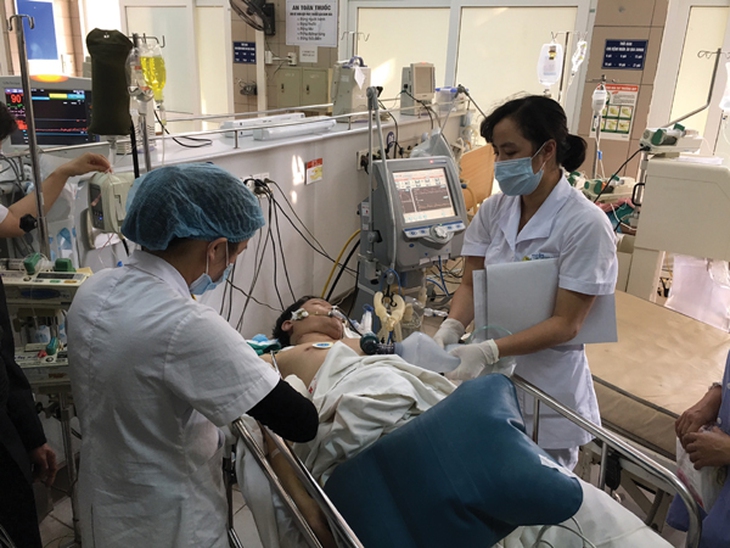 Tràn lan rượu không nhãn mác, nguồn gốc