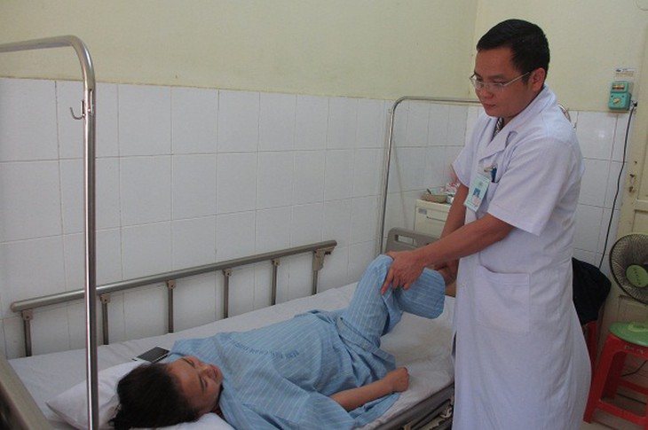  Mổ thành công u tủy sống hiếm gặp