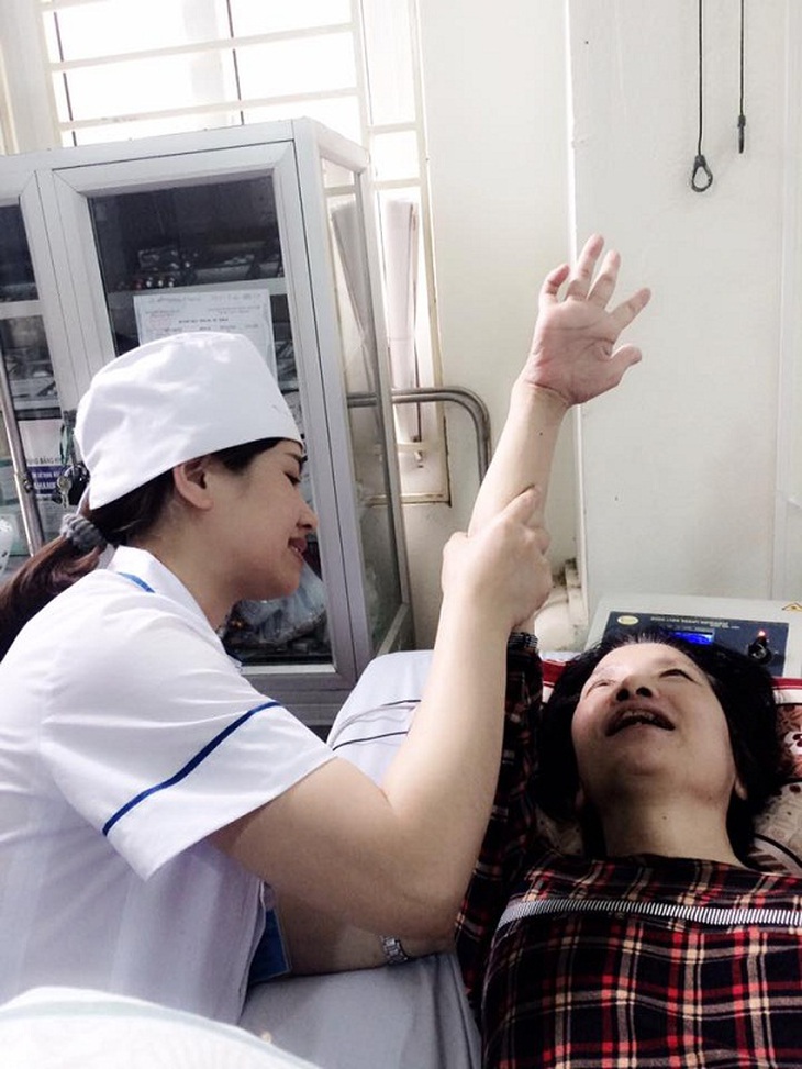 Bệnh nhân sau tai biến, phục hồi chức năng như thế nào?