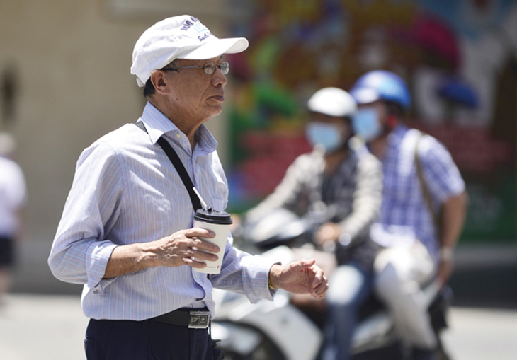 Mùa nắng nóng nên phòng bệnh như thế nào?