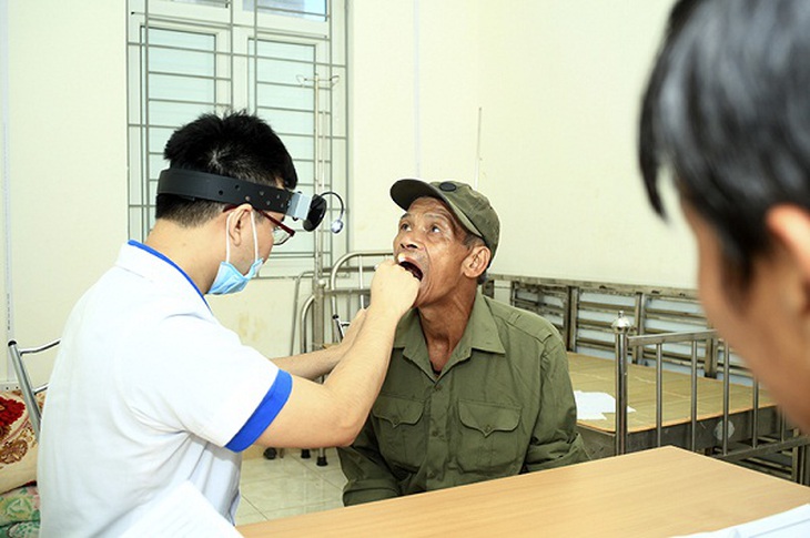 500 người dân xã Dân Chủ, huyện Hòa An, Cao Bằng được tư vấn sức khỏe, phát thuốc miễn phí