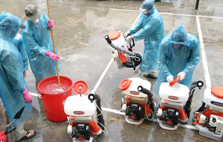 Tăng giường, tăng giờ..., khám chữa bệnh nhân SXH