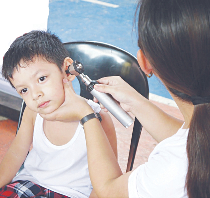 Nấm ống tai ngoài ở trẻ