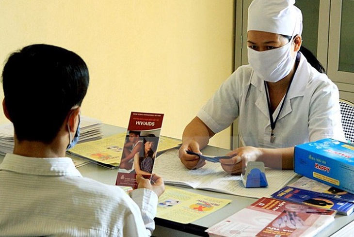 Ðẩy mạnh khám chữa bệnh BHYT cho người nhiễm HIV/AIDS