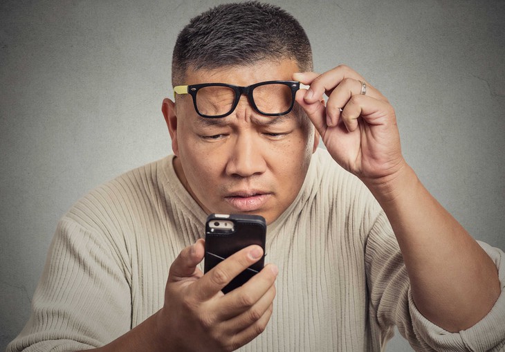 Mờ mắt đột ngột