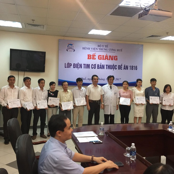Bệnh viện Trung ương Huế hỗ trợ mạnh cho tuyến dưới