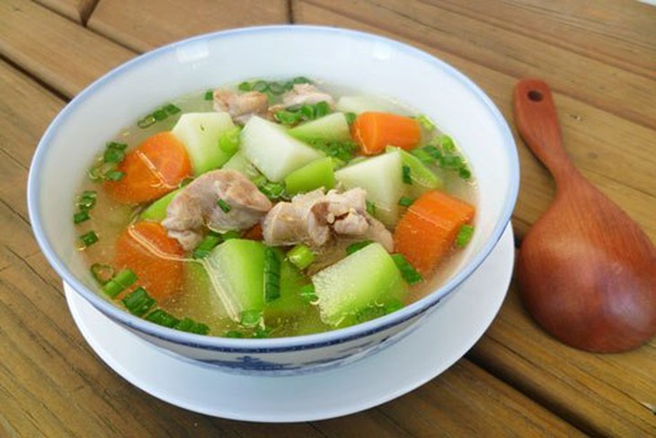 Món ăn thuốc chữa chứng tê mỏi khắp người