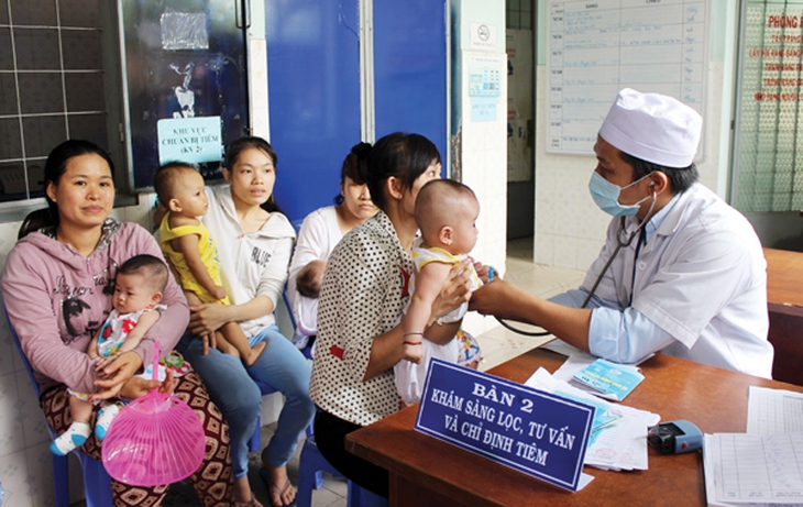 Tiện lợi khi đăng ký tiêm ngừa qua điện thoại