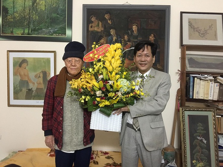 Nhà văn hóa Hữu Ngọc