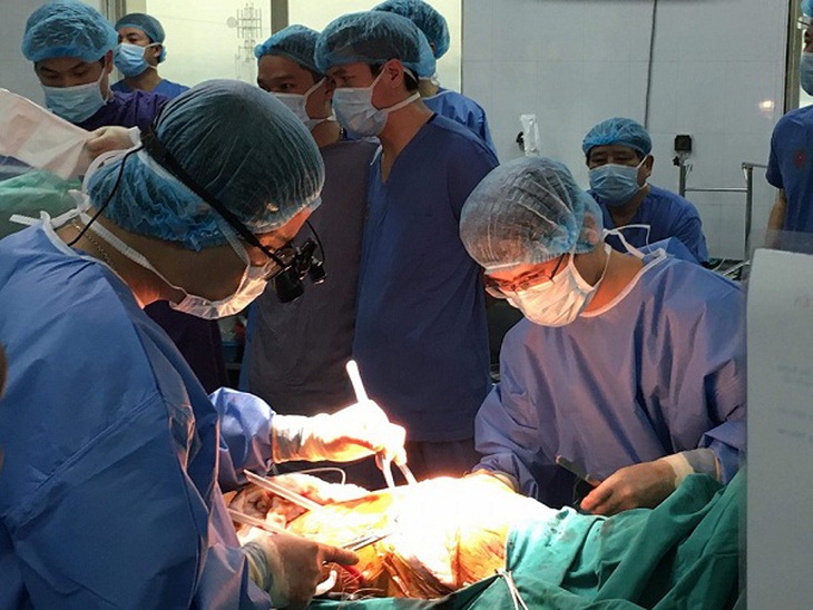 Kỳ tích: Lần đầu tiên Việt Nam ghép phổi thành công từ người cho chết não